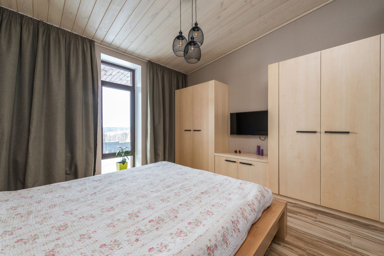 Wardrobe and cabinet project in Dubai by Stamp Technical Services, image 1